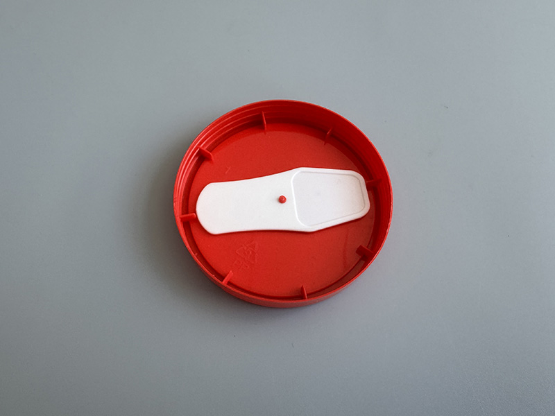 Ice-cream Cap Assembly Machine